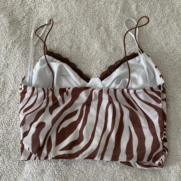 Princess Polly | Pandora Top Zebra - Picture 6 of 9